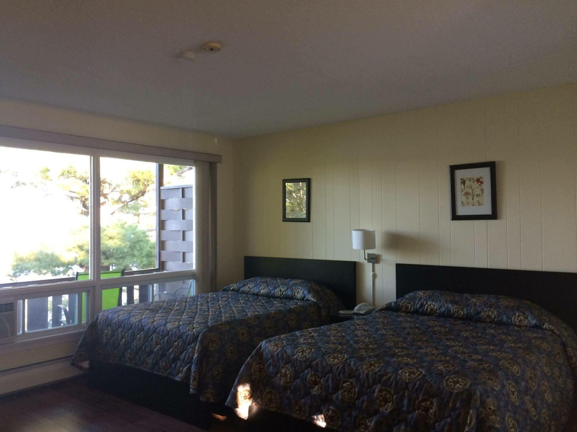 גרייבנהרסט Pinedale Inn מראה חיצוני תמונה